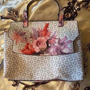 Guess floral purse